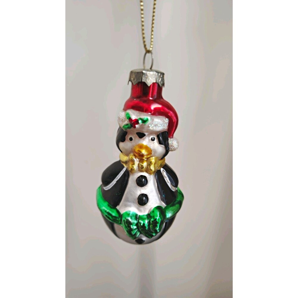 Thomas Pacconi Museum Series Penguin Santa Hat Glass Christmas Ornament Vintage